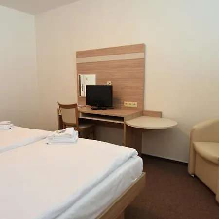 Garni Vinarska Szálloda 3*