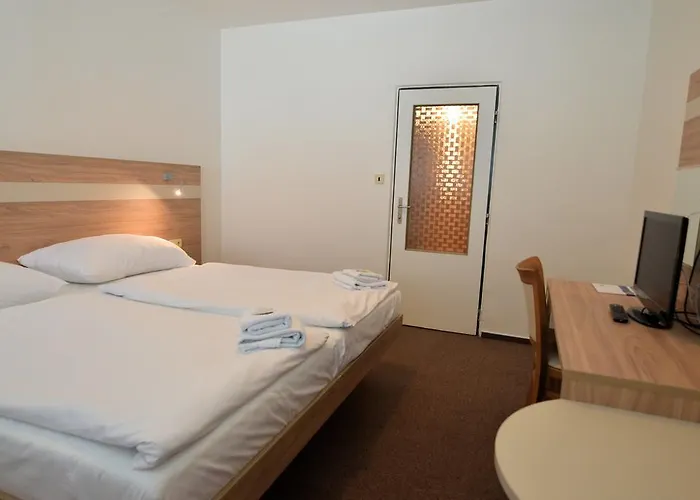 Hotel Garni Vinarska 3*